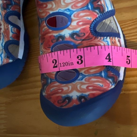 KEEN amphibious hiker shoe Size US 3 boys - Picture 8 of 8